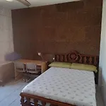 Проживание в семье Penthouse 1
